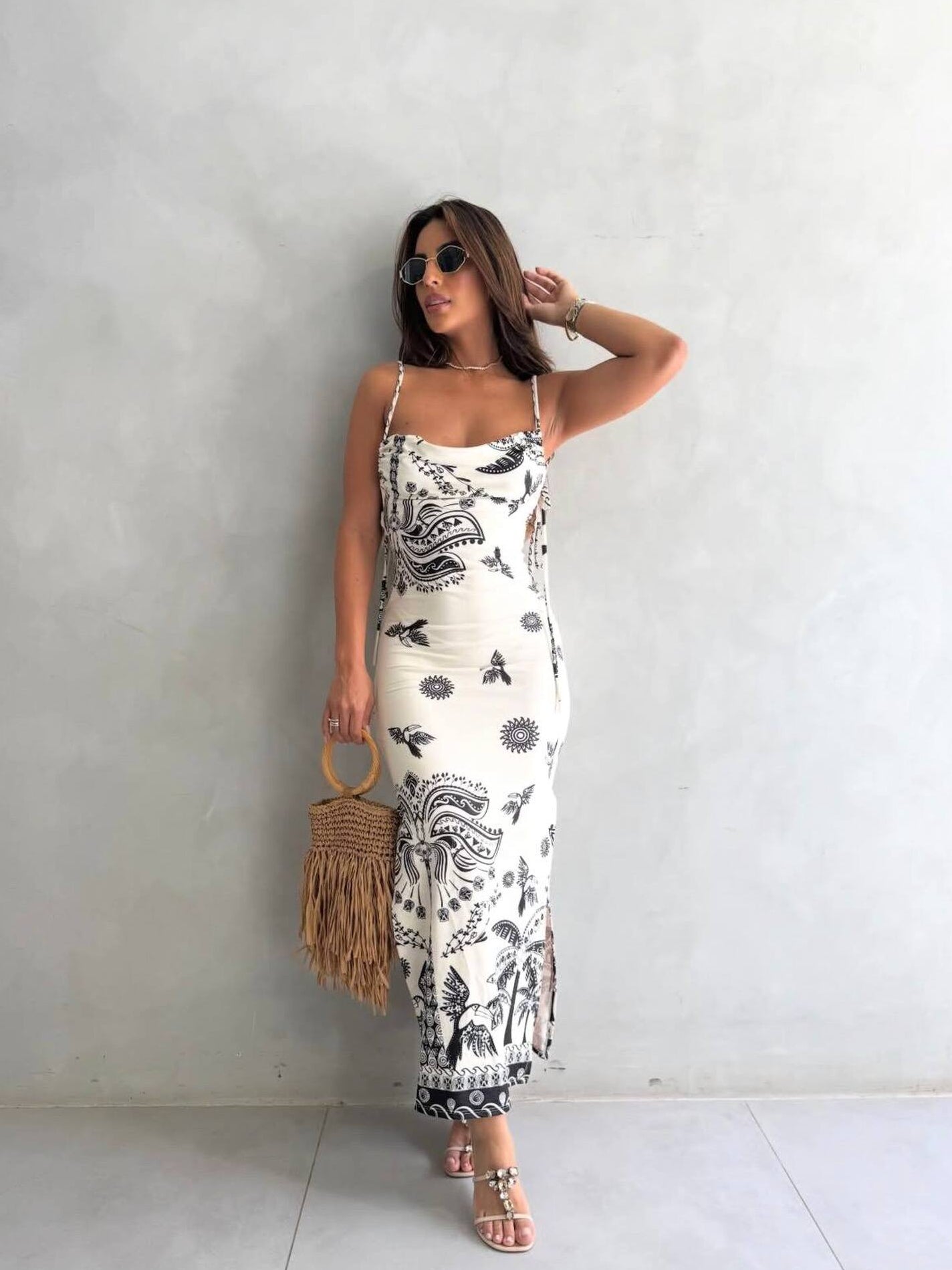Robe maxi dos nu imprimé totem noir et blanc Amoura