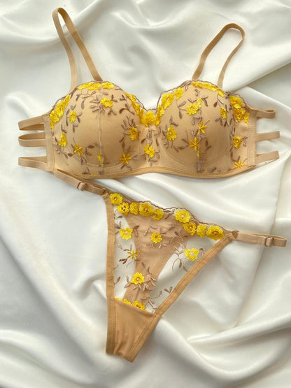 Jardin Secret™ | Ensemble Lingerie à Broderie Florale avec String