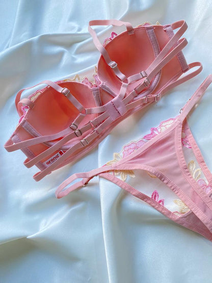 Jardin Secret™ | Ensemble Lingerie à Broderie Florale avec String